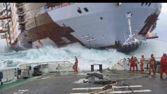 鏟車助推8200噸散貨船&ldquo;遠景發(fā)展&rdquo;氣囊上排下水吉水接水順利#氣囊下水#船舶下水#船用氣囊#散貨船下水#遠景發(fā)展